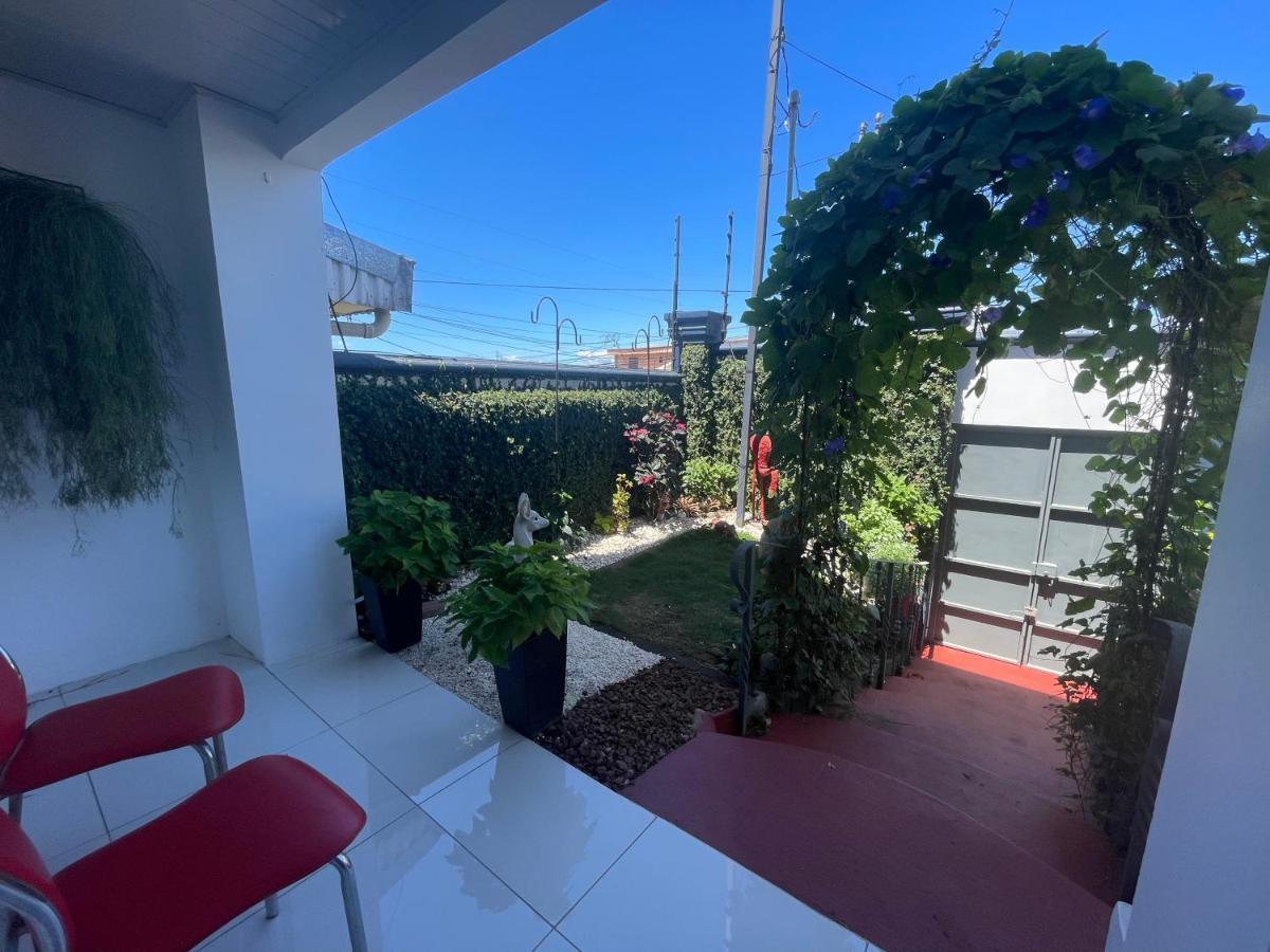 Alicia'S Place 10 Min From Airport Apartment Alajuela Exterior foto